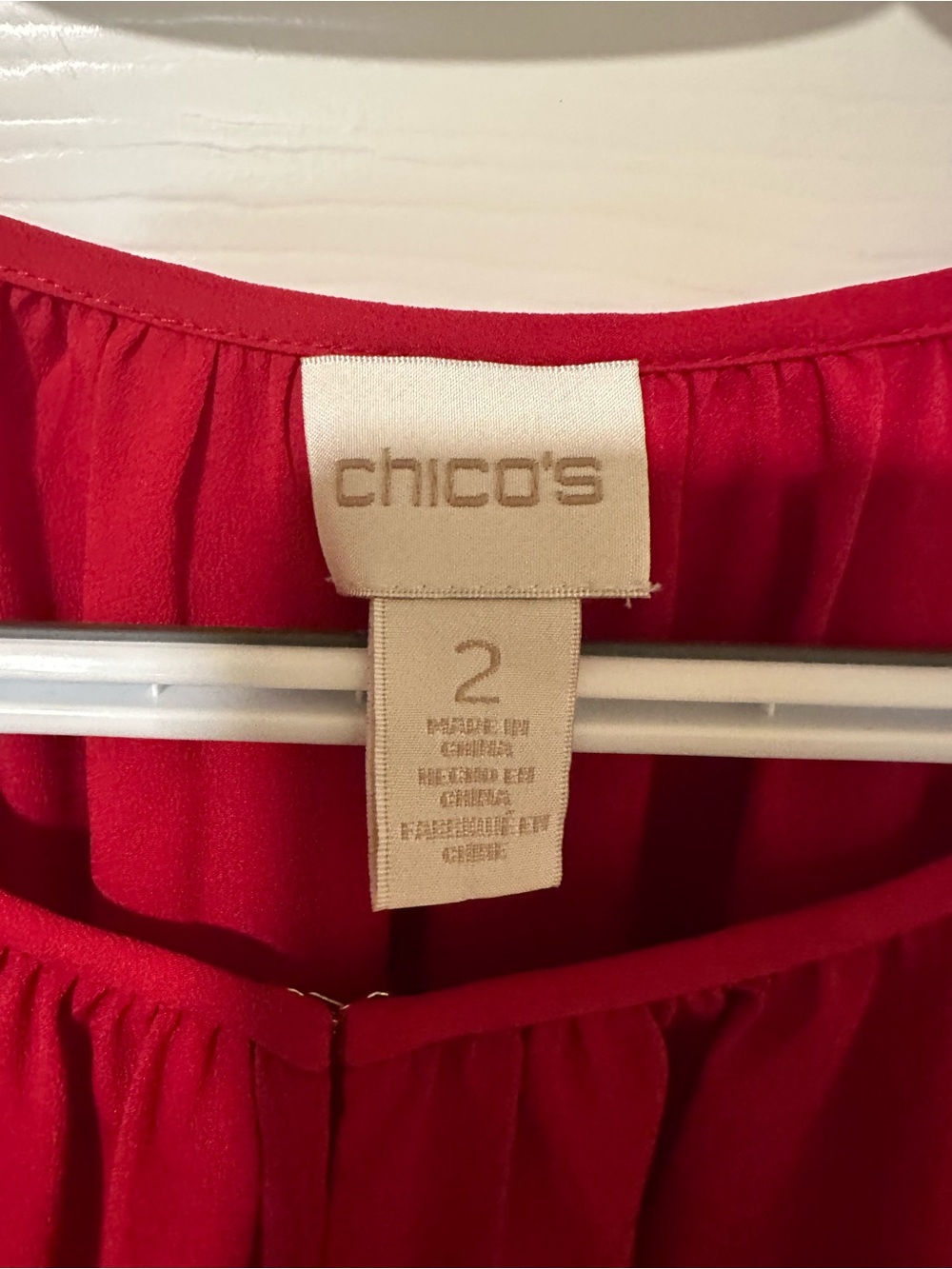 Chico's Red Keyhole Blouse Shirt Women's Size Chico's 2 = Large/12 - Picture 3 of 8